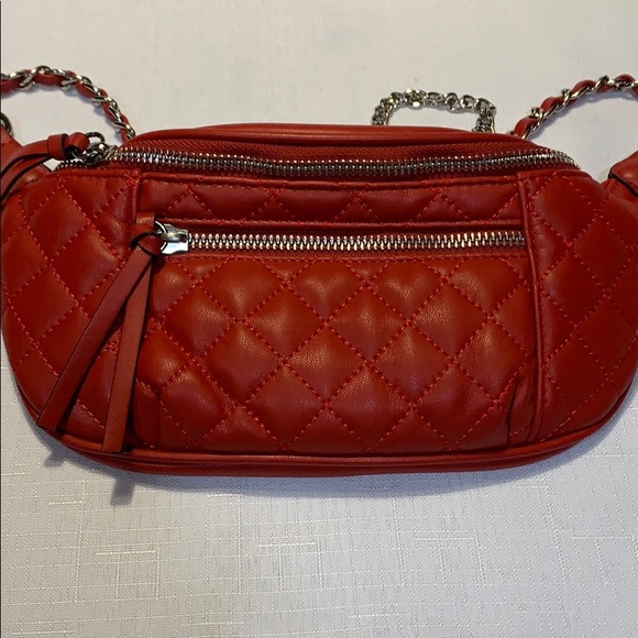 Red Fanny pack - Picture 2 of 7